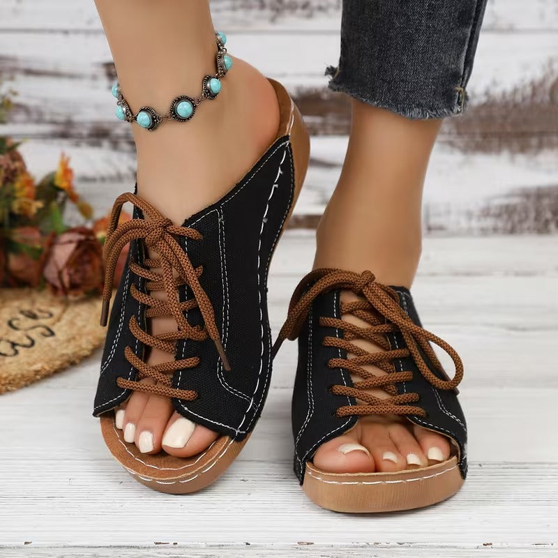 Oasi Lace-Up Sandals