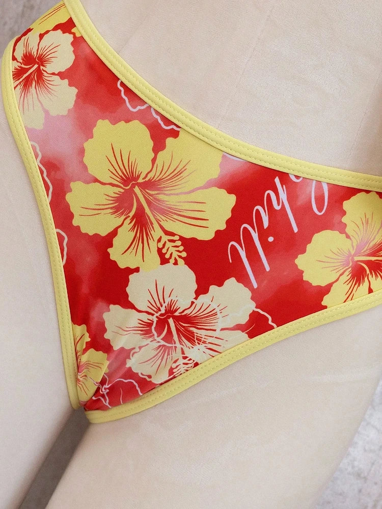 Set bikini 3 pezzi con gonna e reggiseno all'americana color fucsia tropicale