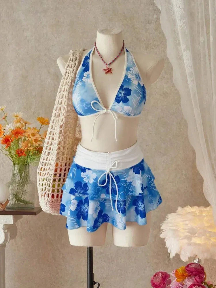 Set bikini 3 pezzi con gonna e reggiseno all'americana color fucsia tropicale